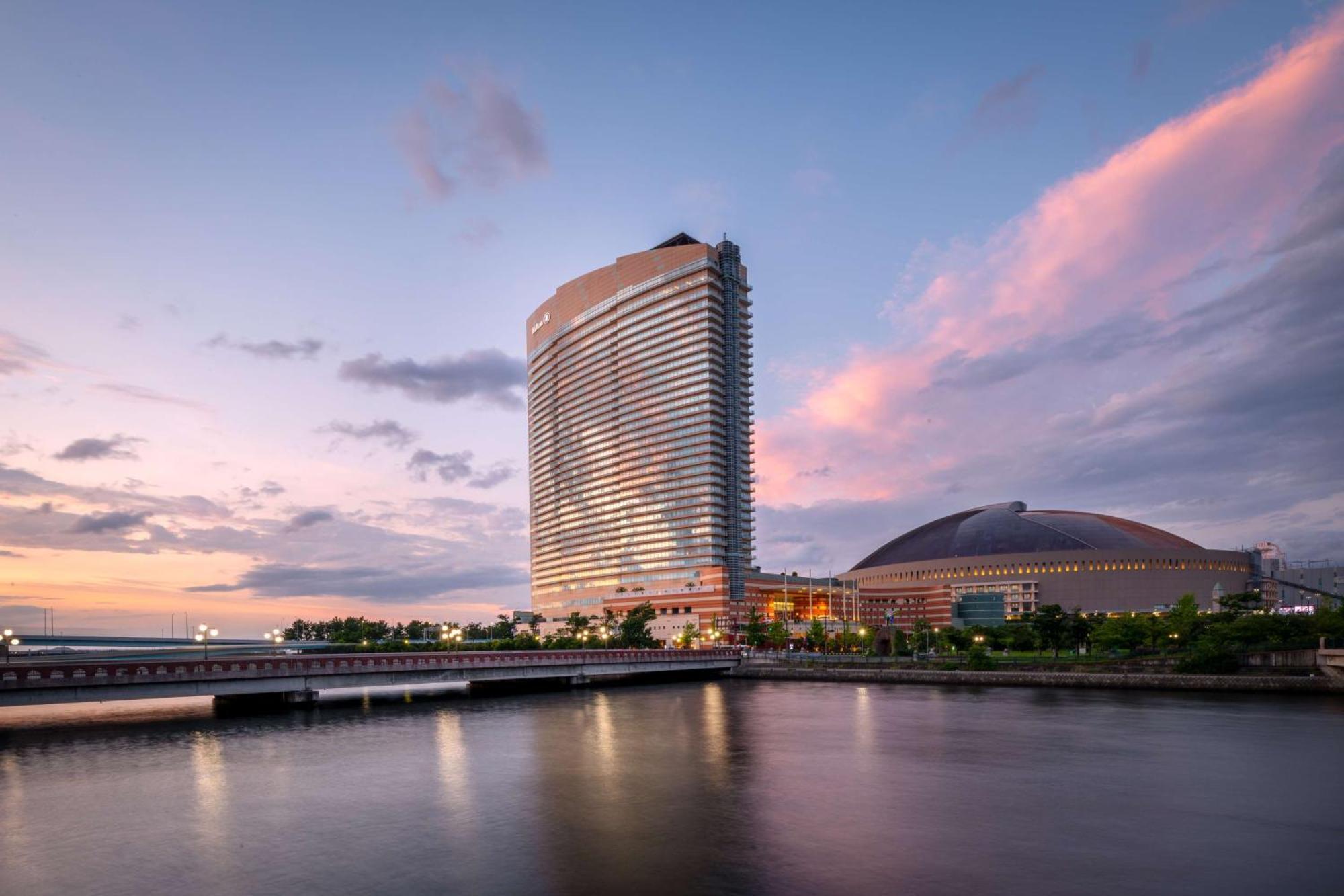 Hilton Fukuoka Sea Hawk Otel Dış mekan fotoğraf