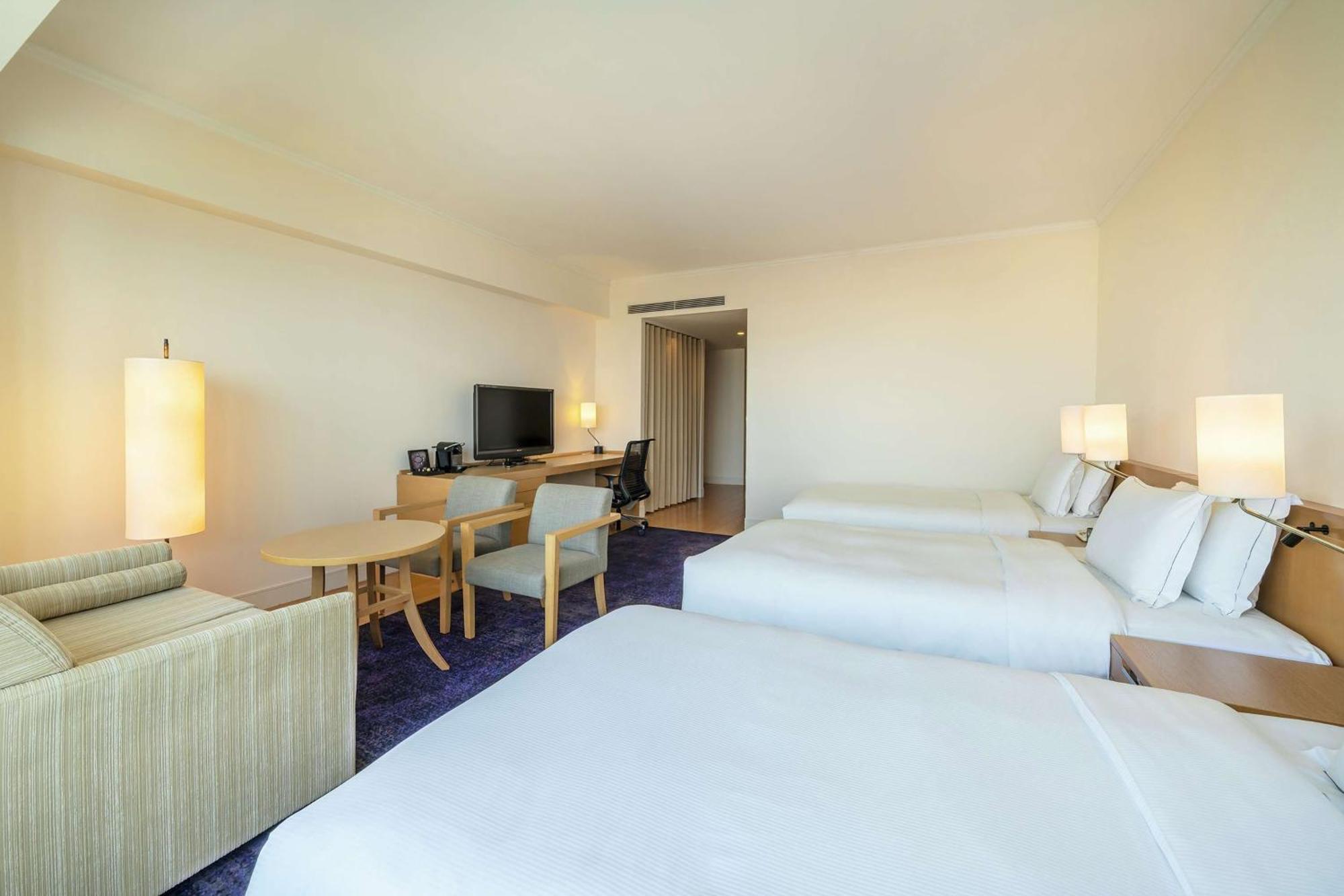Hilton Fukuoka Sea Hawk Otel Dış mekan fotoğraf