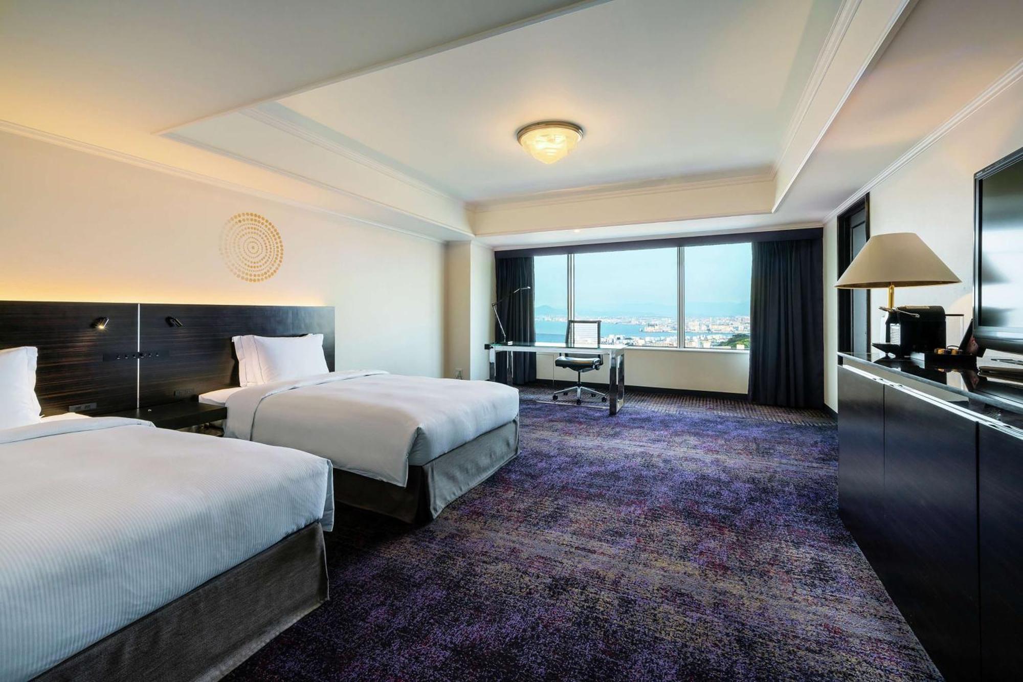 Hilton Fukuoka Sea Hawk Otel Dış mekan fotoğraf
